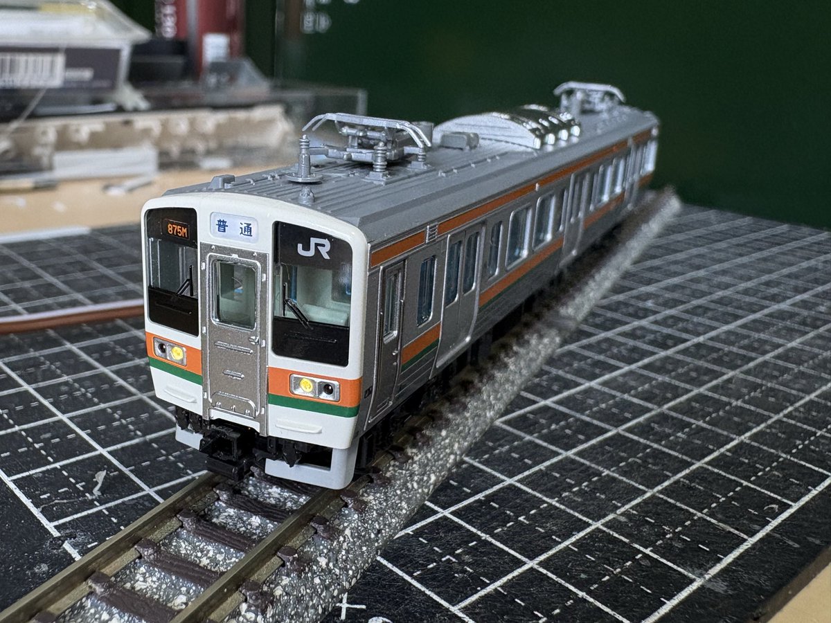 2Kusatu's tweet photo. KATOの211系3000番台を買ったので、Assyパーツを組み合わせてA36編成にしてみました！ https://t.co/c0MjH4wLYe