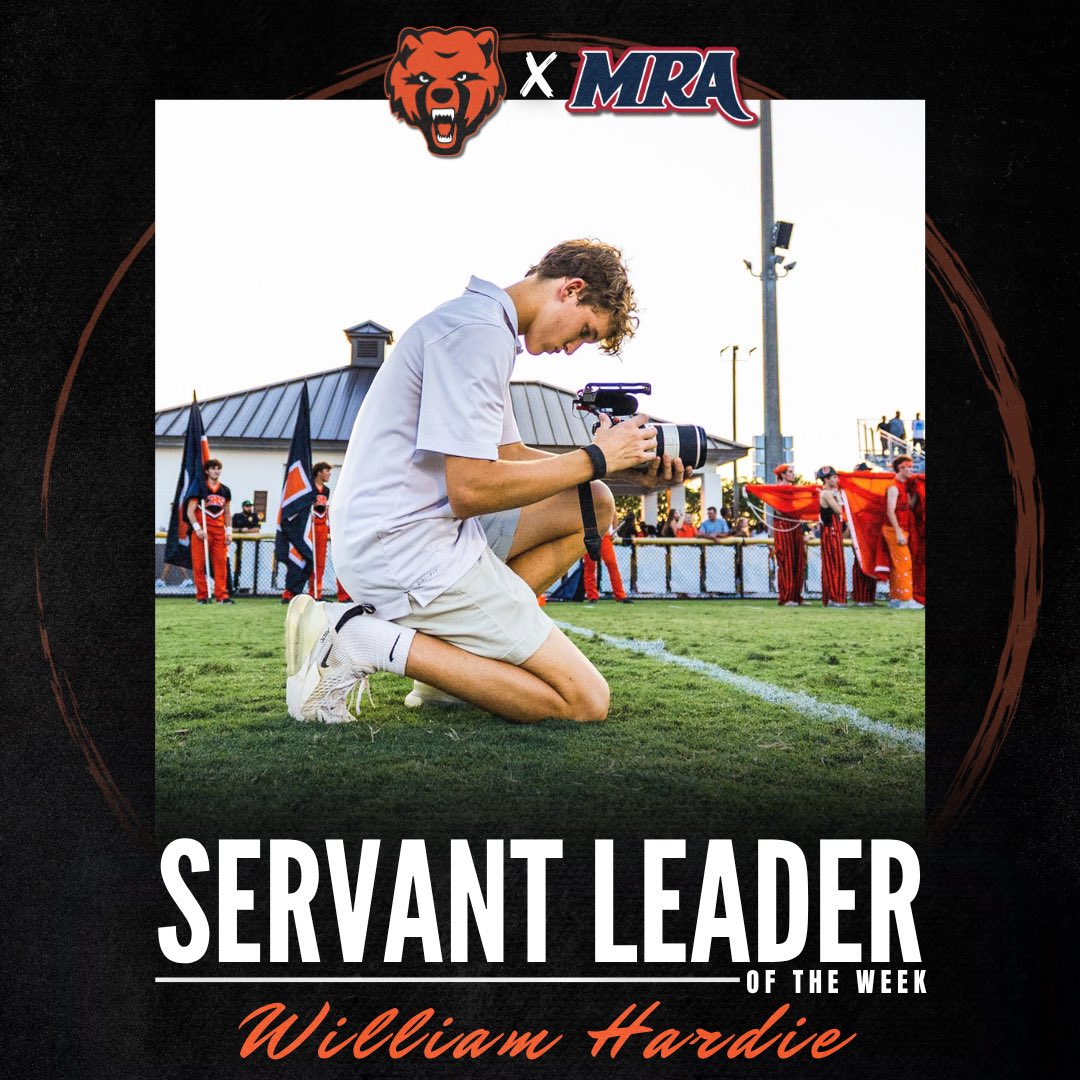 CurDogFootball's tweet photo. 𝐒𝐞𝐫𝐯𝐚𝐧𝐭 𝐋𝐞𝐚𝐝𝐞𝐫 𝐨𝐟 𝐭𝐡𝐞 𝐖𝐞𝐞𝐤.

William Hardie. 

William is a tremendous leader within our tech ops crew and will serve as a captain for tomorrow night’s game against Madison-Ridgeland. 

#OnTheLine | #GeauxBears https://t.co/8zC391E1sW