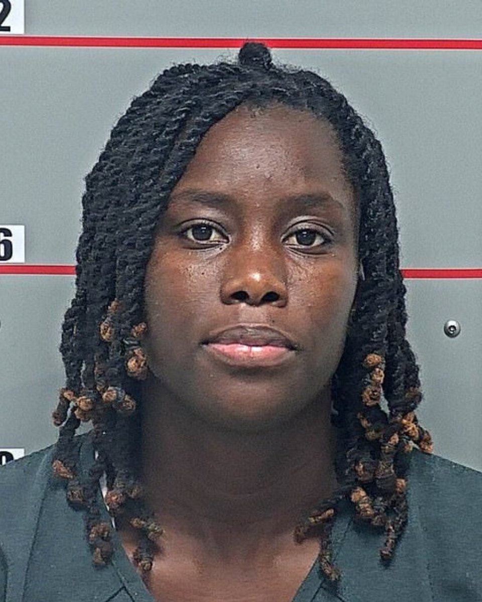 EBONY's tweet photo. What began as a trip to an HBCU all-star event has left Kentucky State athlete Amina Seck in ICE custody since August 7. 

Now, the 26-year-old from Senegal is eligible for a bond hearing after weeks in detention that included missing essential surgery and having a separate medical emergency. 🖤