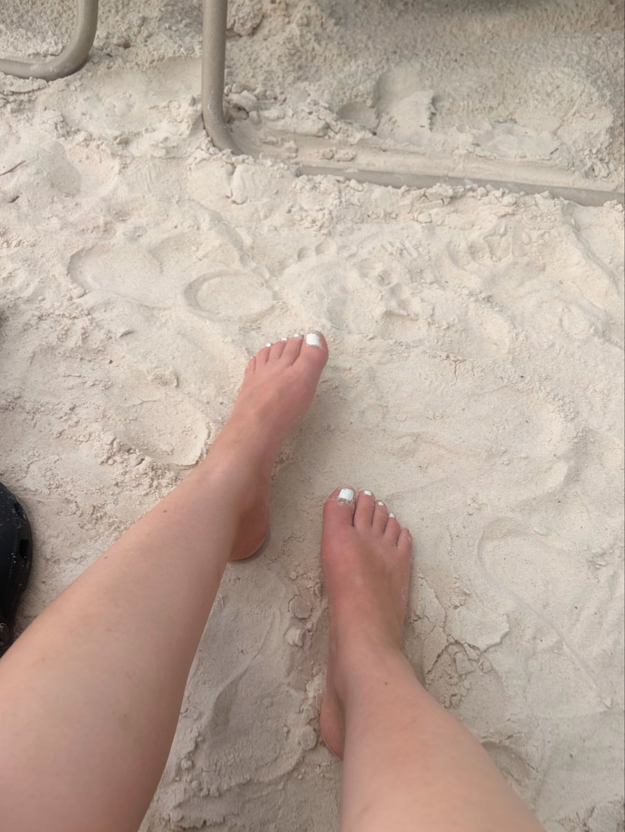 Jazz_Feetz's tweet photo. anyone love sandy toes? 💋🦶🏼
#feet #sandyfeet #content #selling https://t.co/lnyQWwlpkQ