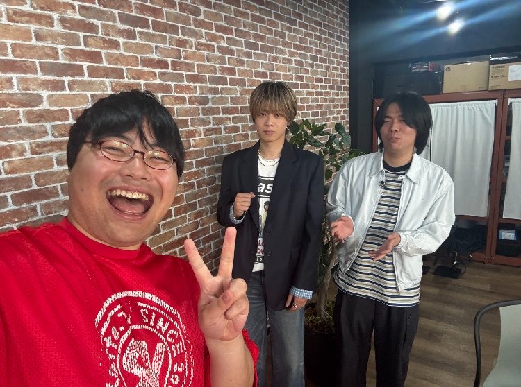 Suke_Nari_R's tweet photo. 陰キャが勇気振り絞って
写真誘った時大体コレ https://t.co/hA1R5bZPcY