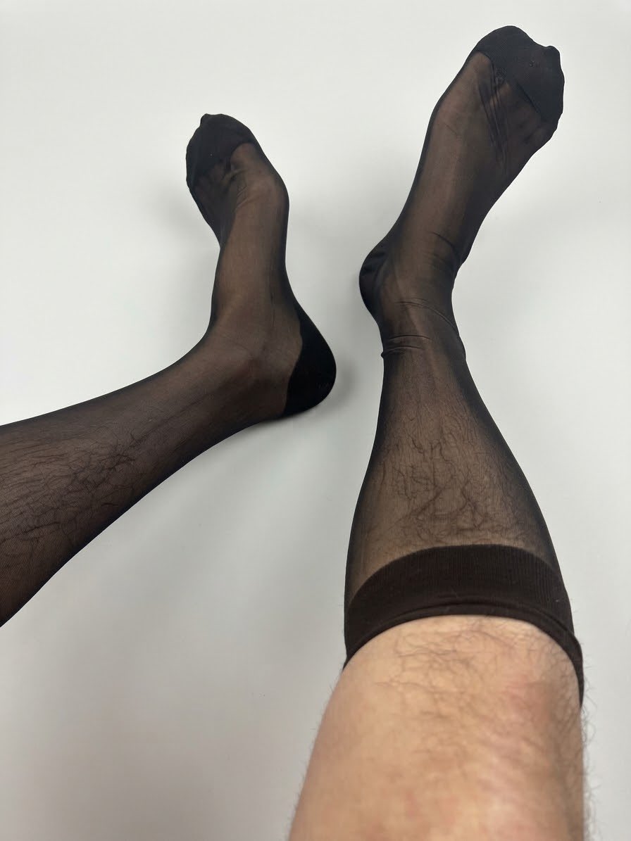 TKCsuits's tweet photo. 今日はナイソでございます。
履くのが下手。 https://t.co/xpSG7k7QhL