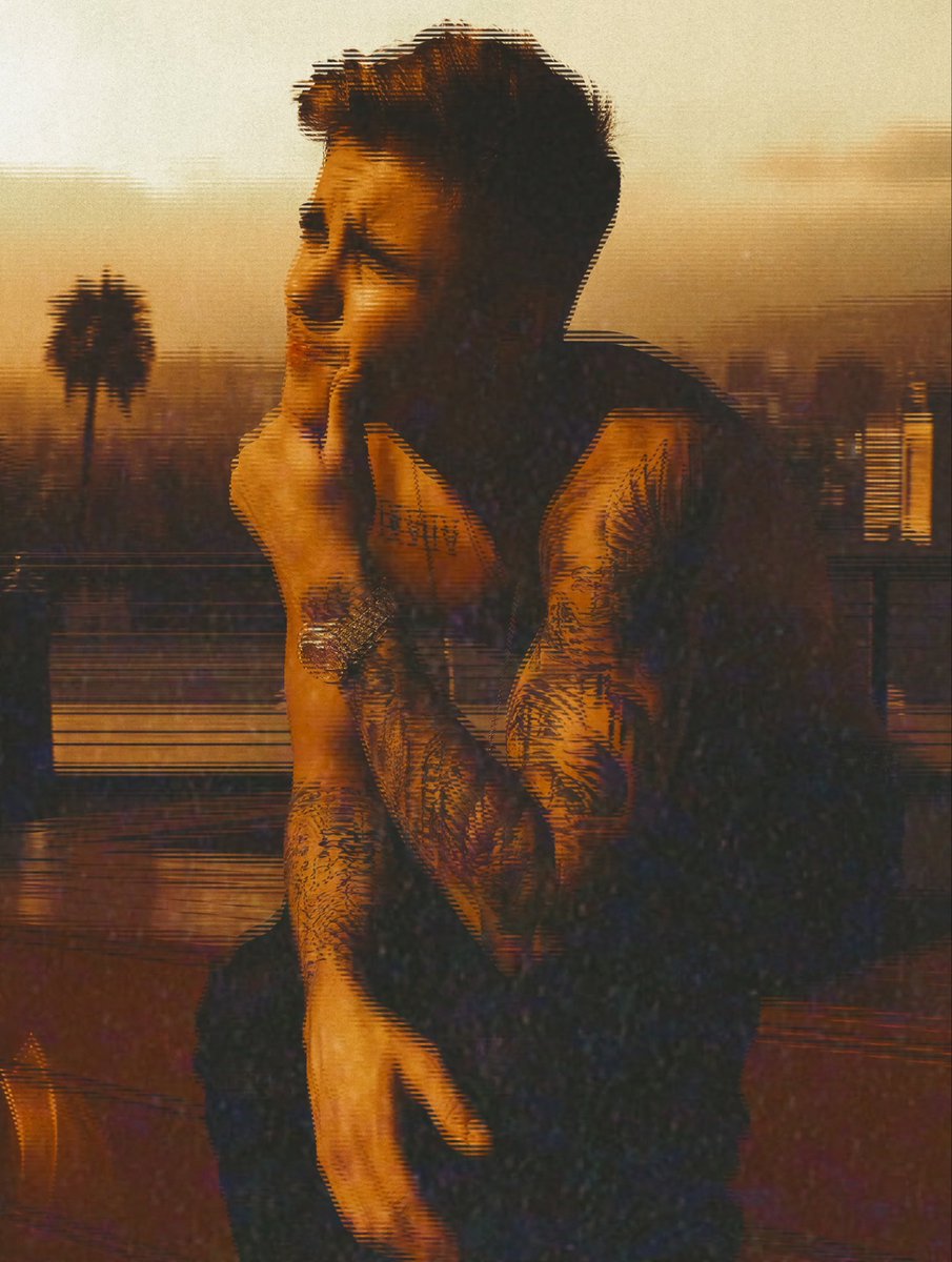 justinbiebrarg's tweet photo. Nuevas/viejas fotos de Justin Bieber en su bizzle era 🫦

“Siempre ha sido uno de esos artistas que te da alcance. Es versátil, experimental y naturalmente fijo, lo que hace que el trabajo sea creativamente divertido”

by stevengomillion 📸 https://t.co/gFCSHb2ehB