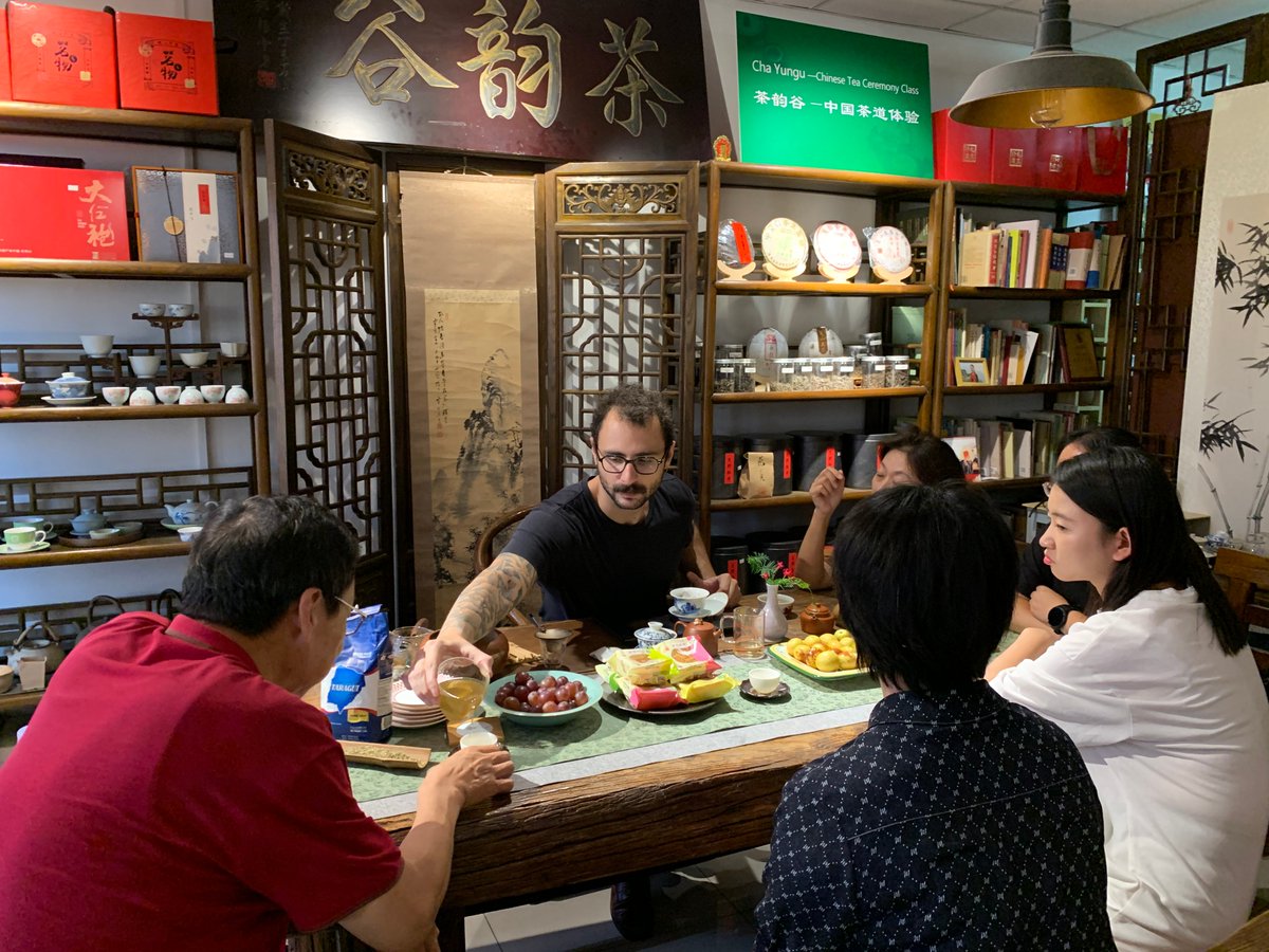 UCDavisGrad's tweet photo. For nearly nine years, Thiago Braga, a recent anthropology Ph.D. graduate and current postdoctoral research associate at the @UCDavis Global Tea Institute, has been unraveling the geopolitical history underlying the traditional tea revival across China and Taiwan.🫖

#GradStudies https://t.co/dFql3SDRBY