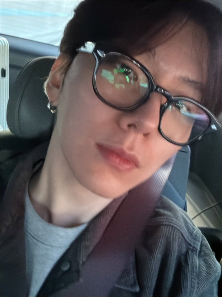 MONSTAXBASE's tweet photo. Kihyun on Bubble #기현 #KIHYUN https://t.co/aQ29AjewYu