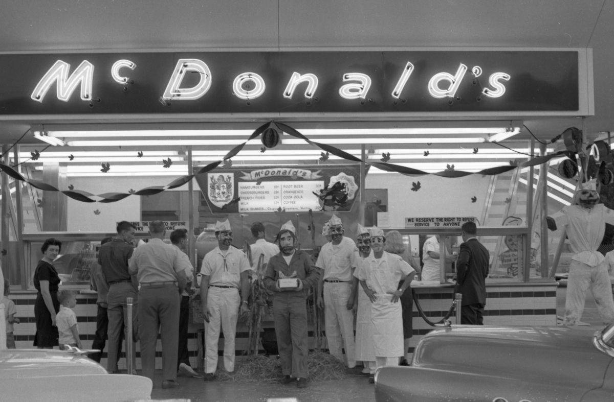 old_colossus's tweet photo. McDonald's employees wearing Halloween costumes 

Tallahassee, Florida
October 31, 1961