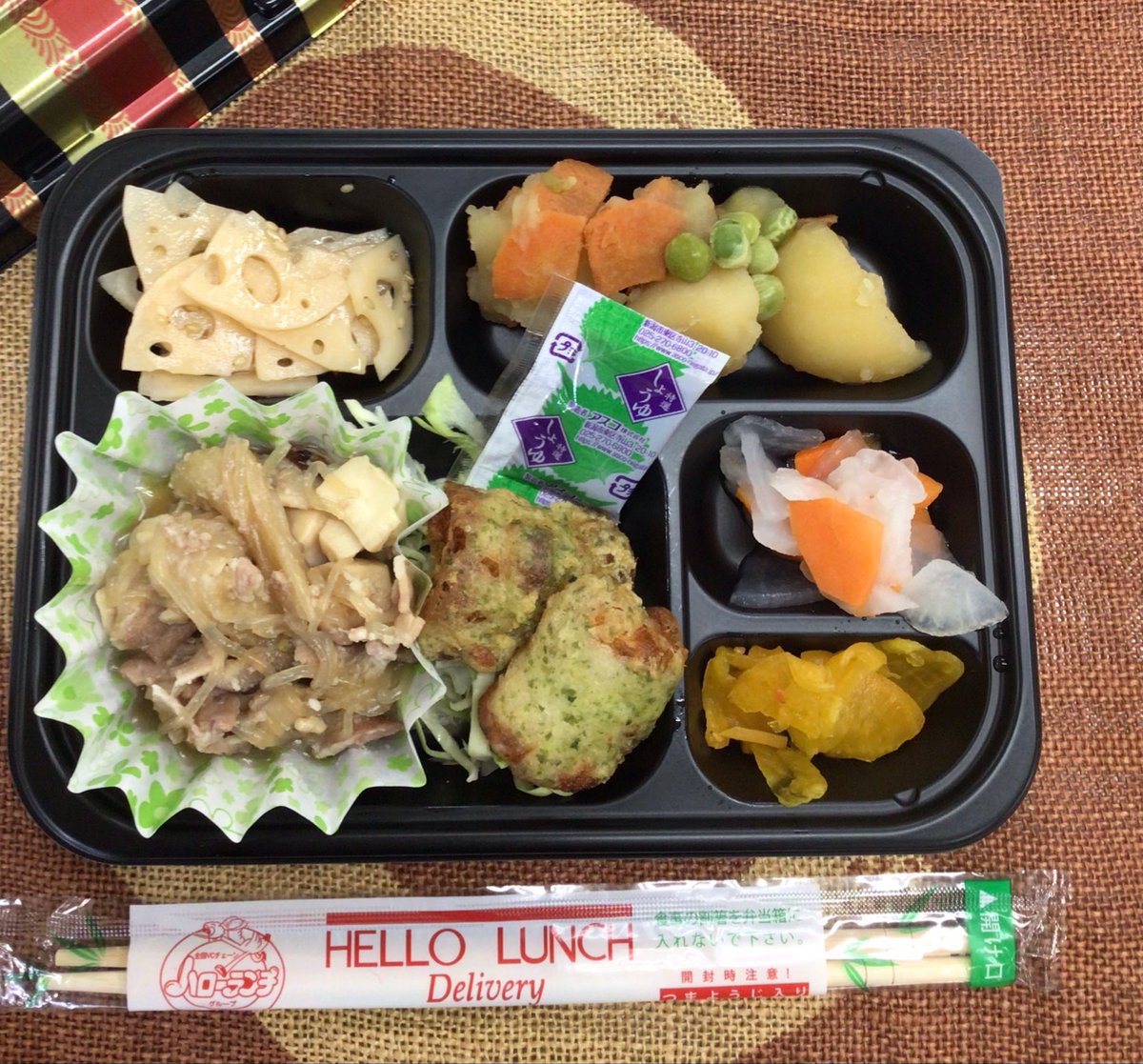 hellolunch_muro's tweet photo. 2026/10/2お弁当です🍱♪

※途中、材料が足りなくなった場合
お写真と内容がアナウンス無く
一部異なる場合がございます。
ご了承下さいます様お願い申し上げます https://t.co/V95lk5ECIy