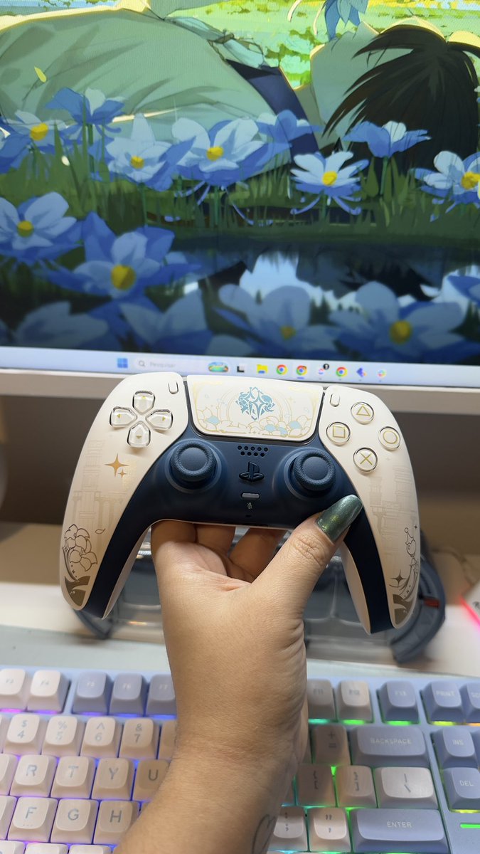 Anajup_'s tweet photo. TO MUITO FELIZ COM MEU CONTROLE NOVO https://t.co/kEv7bbAqd8