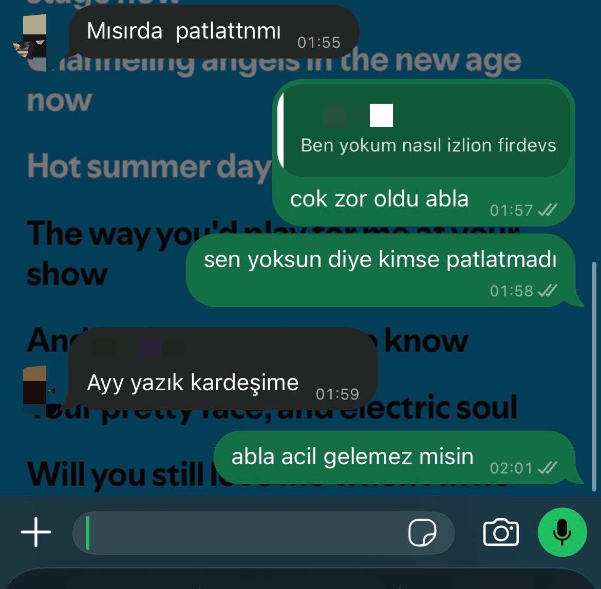 1schopenhauer1's tweet photo. eskıden yanı butun herkes evdeyken gecelerı 2de kanıt ızlerdık,, sımdı herkes kendı evınde kendı halınde,, bır tek ben annem ızlıyoz,, ozlemısız sarı ablayı https://t.co/DGsJn0jHvj