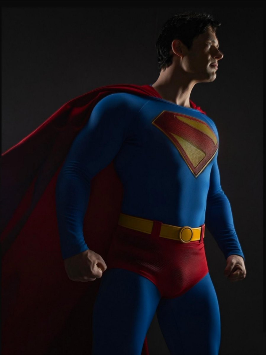 Aarty12341's tweet photo. David corenswets Superman edit! I Removed the collar and baggy lines and changed the belt and brightness a little!💪 https://t.co/8RMKAay1LD