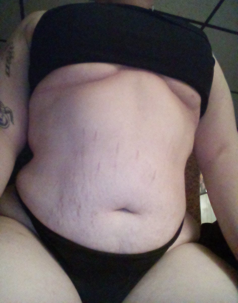 fre4kymutt's tweet photo. Need someone to choke while I ride them so bad 
#nsfwtwt #tboy #femboy https://t.co/HpMYJ7rHaT