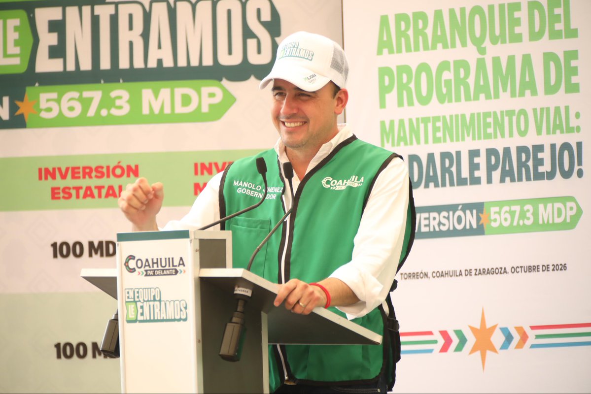 manolojim's tweet photo. ¡A una semana de firmar “En Equipo le Entramos” arrancamos las obras de este gran programa en Torreón! Junto con el alcalde @mrikelme y nuestro gran equipo de @MejoraCoahuila, iniciamos la pavimentación de la colonia Eduardo Guerra y entregamos maquinaria para mejorar más calles. (1/2)