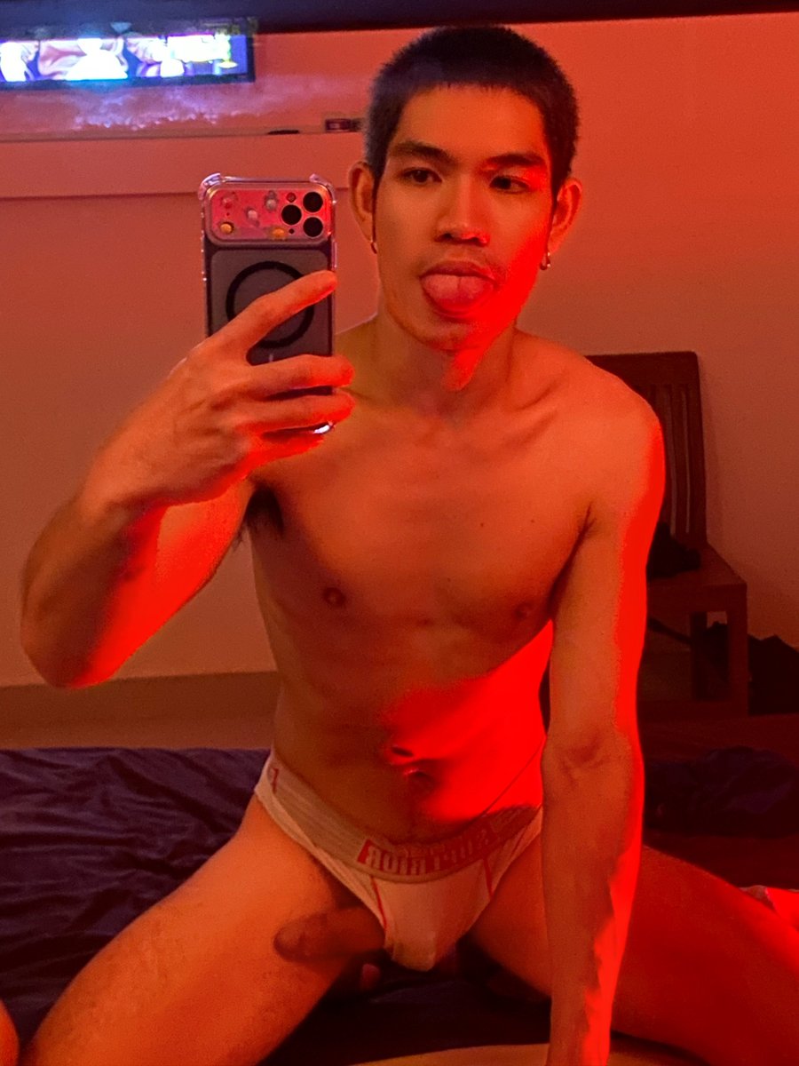 maximum_rck04's tweet photo. มอ��์นิ่งครับ 🩷💦 https://t.co/RWVa2zfH4Q