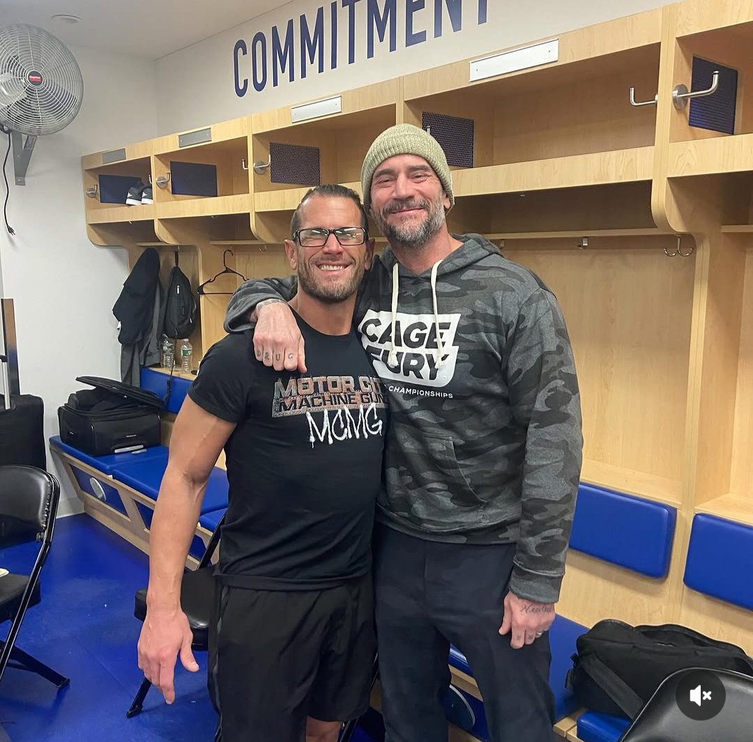 BleachAndRiot's tweet photo. This throwback goes to CM Punk, obviously. He's one of those people who I have loads of history and a deep bond with. He's helped me and pushed me to be better; literally pulled me up with him. https://t.co/B3HQCNVsvE