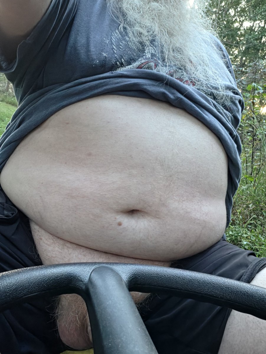FarmerRustyWV's tweet photo. Just riding the mower, wishing you were riding me.  Just 5 like and I'll post more 🤠 https://t.co/tcSm7wQGwQ