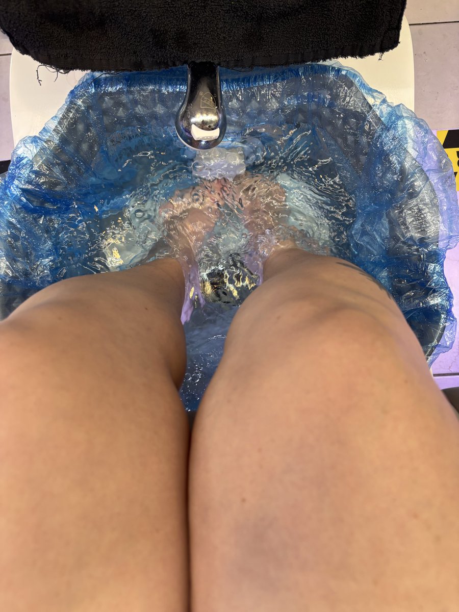 solemnintention's tweet photo. New pedi incoming 🥰 #footfetısh #sugardaddy #newfootmodel #footmodel https://t.co/ysDdnCizUd