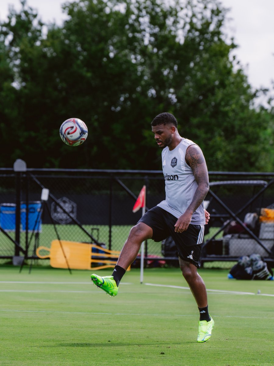 HoustonDynamo's tweet photo. Seguimos https://t.co/JdxUuJsDKl