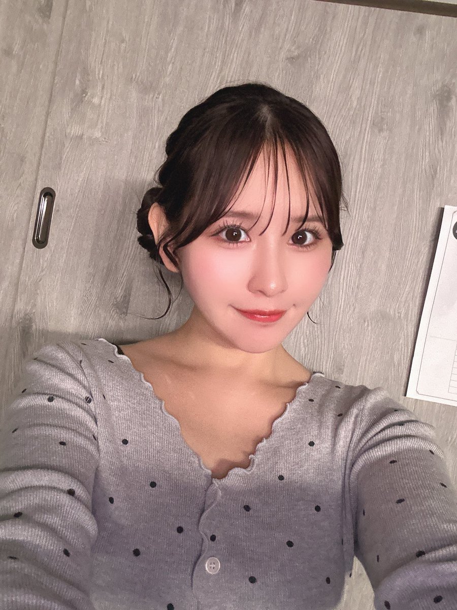 osaka_tomomi's tweet photo. おはよ〜！今日寒いよ〜あったかくしてね！ https://t.co/FBHzUh2WcI