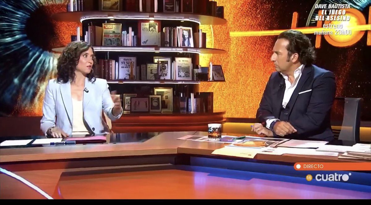 TirodeGraciah's tweet photo. 883 programas después, por fin aparece un fantasma en el programa de Iker Jiménez. https://t.co/Uz4qMnxQZl