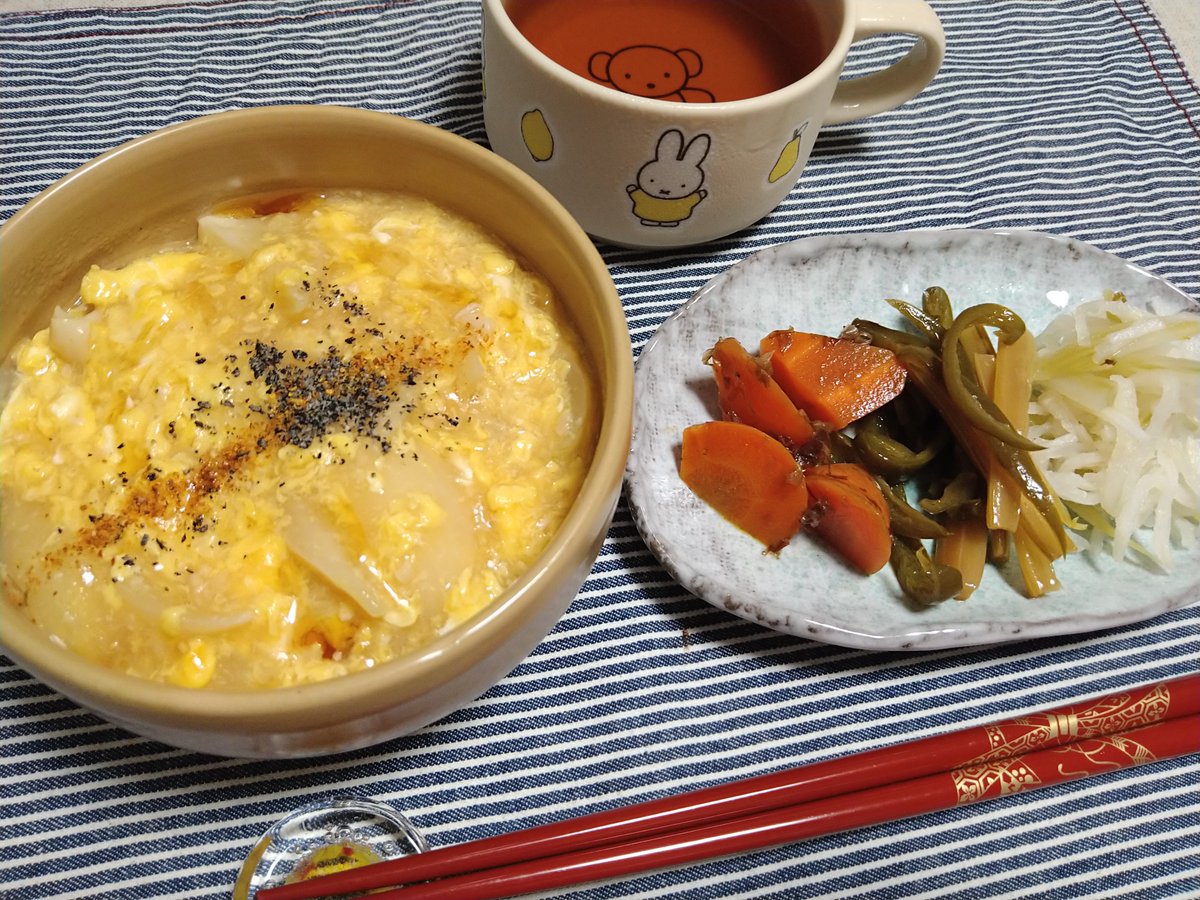 ryun224's tweet photo. 豚しゃぶ豆腐🥗
卵あんかけ丼
鮭ポン酢蒸し焼き
根菜とだしひろしごはん🍙用 https://t.co/9q7bfFoBg1