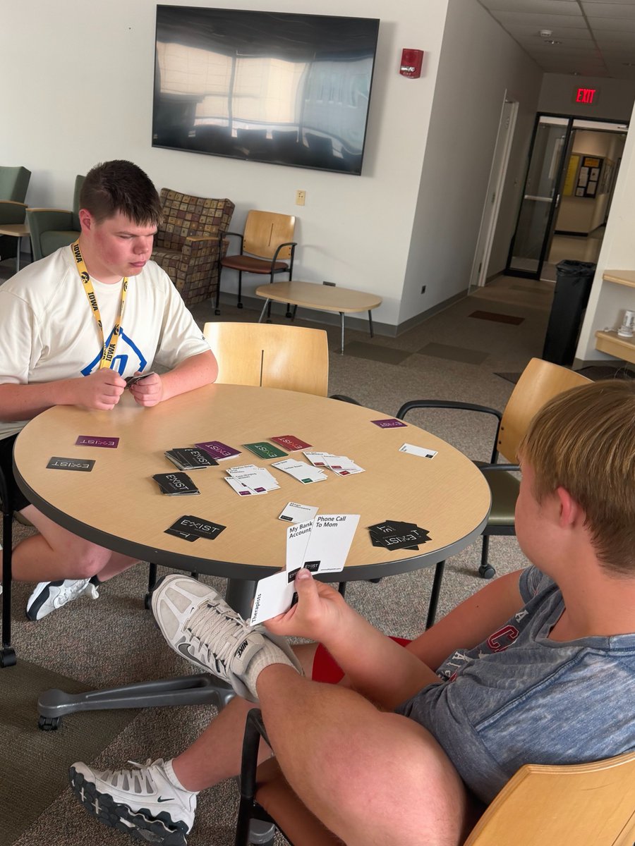 UIREACHProgram's tweet photo. A moment of fun from this year's Friendship Exploration Class! Through games and conversation, students are building friendships and having fun 😁 https://t.co/bBWDK7pP0q