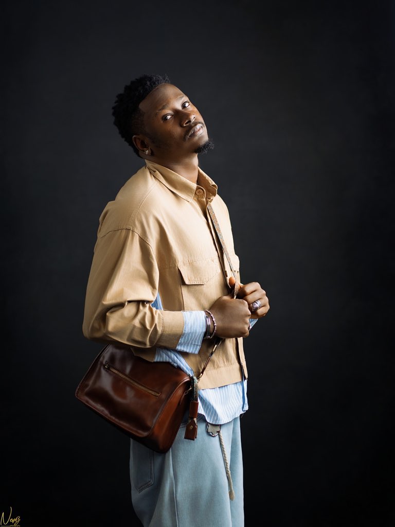 igbohiphopNG's tweet photo. KOLABOY

NWA NWANYI DEEPER LIFE (ALBUM)
FEATURING ⤵️ 
EVADO x2
JERIQ 
AGUEROBANKS 
HUGO P
MOEC
PADDYK 
MORRAVEY
HYNEZZ 
RABBAI
YUNG KEB
REF MUSIC 

🚨OUT NOW🚨 https://t.co/Yh5PZd8TbN