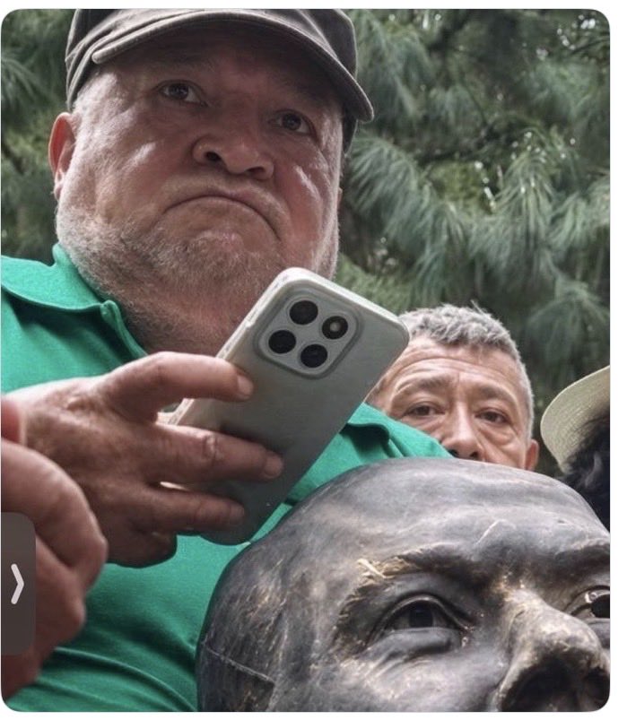 mticheyencajosa's tweet photo. @CC_LosPinos @cultura_mx Te haces pëndeja Elisa Lemus 
Mira para que agilices los cargos: https://t.co/1UeyJgGsQF