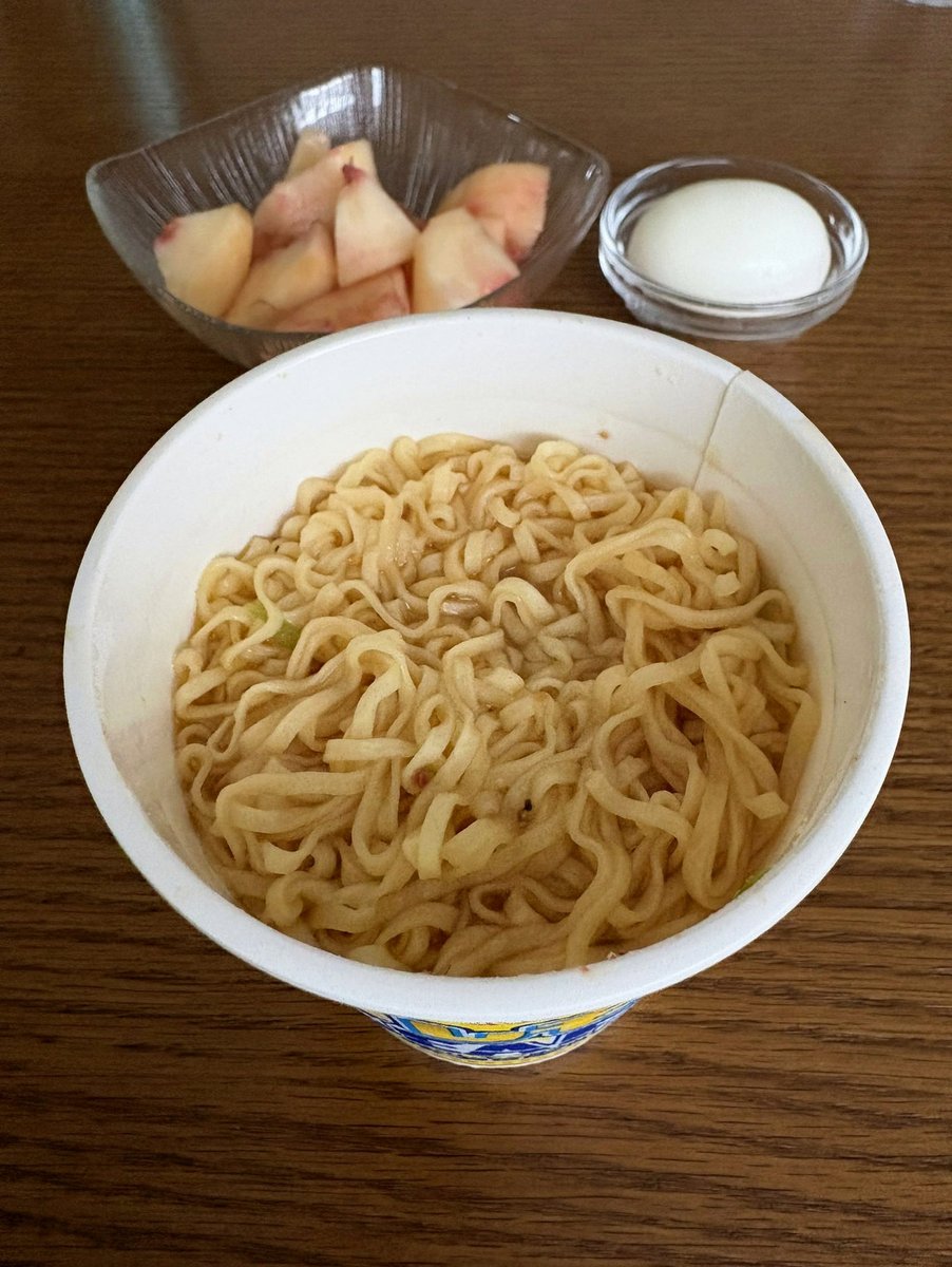 schemingboy's tweet photo. 高額が当たる宝くじが欲しい() https://t.co/xLdx6dJqVg