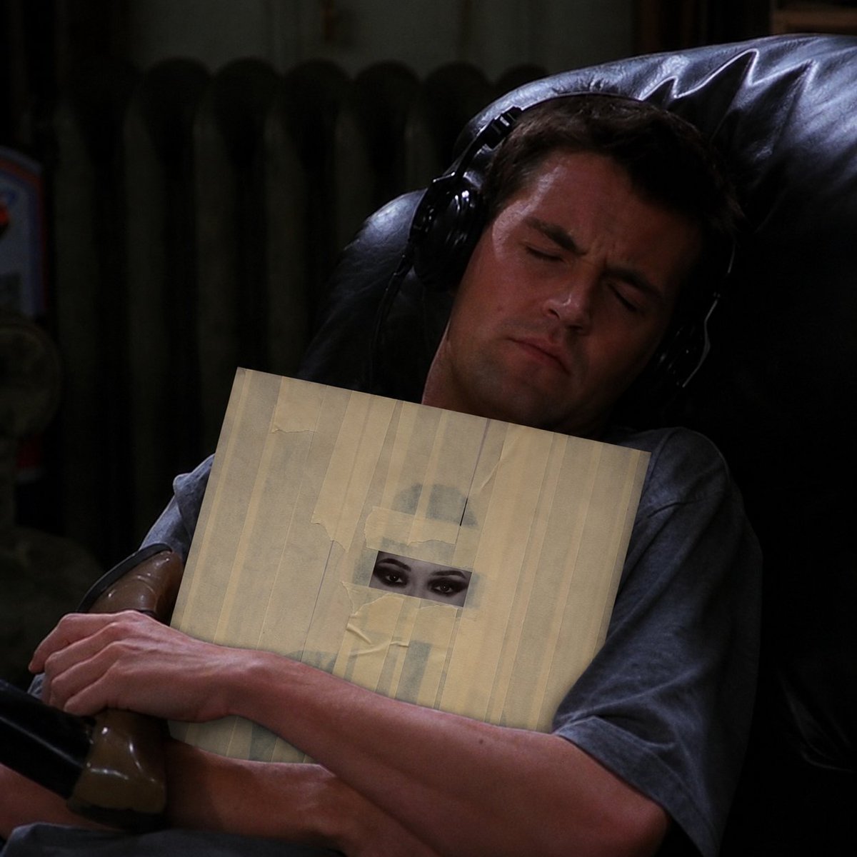 stANTH0NY's tweet photo. thank you, @Drake. 🦉 https://t.co/Ru3eN3viVv