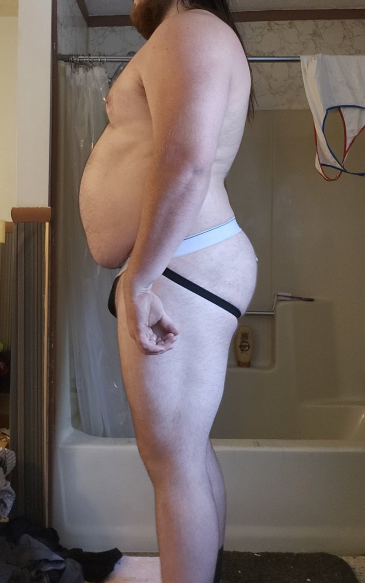 growstav's tweet photo. I'm announcing that today is the start of my little experiment, Bulktober!
For the rest of the month I will not be going to the gym and focusing all my extra time on bulking up as much as possible!
Took some starting images below and weighed in at 345lbs today, lets get it! >:3 https://t.co/ErMUUiOOAY