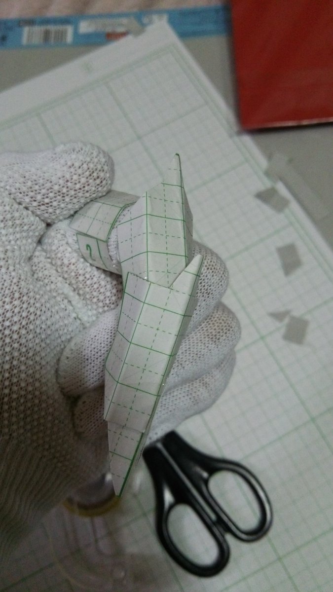 efesoth's tweet photo. 11年前の今日は指を作ってたらしい
邪ラフ様コス２号のかな https://t.co/pso4nWLAYq