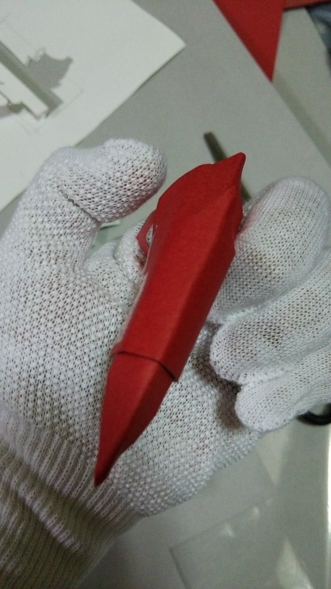 efesoth's tweet photo. 11年前の今日は指を作ってたらしい
邪ラフ様コス２号のかな https://t.co/pso4nWLAYq