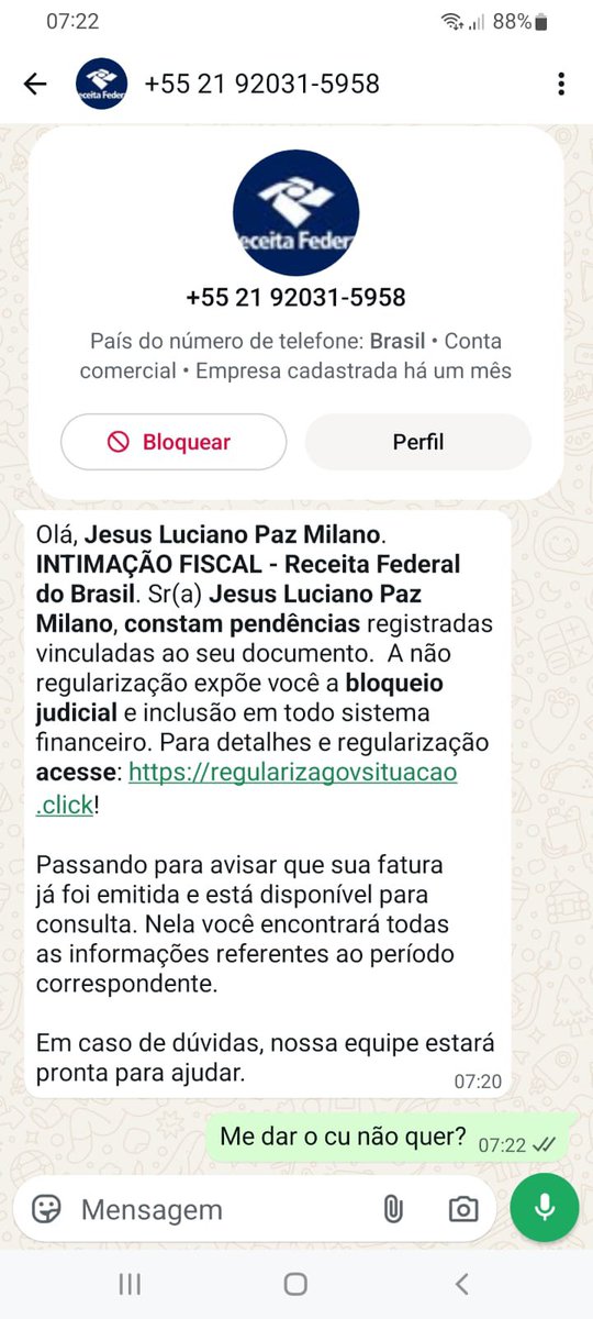 leozin_das's tweet photo. meu tio avisando de golpe no grupo da família KKKKKKK https://t.co/RB3hol6kfn