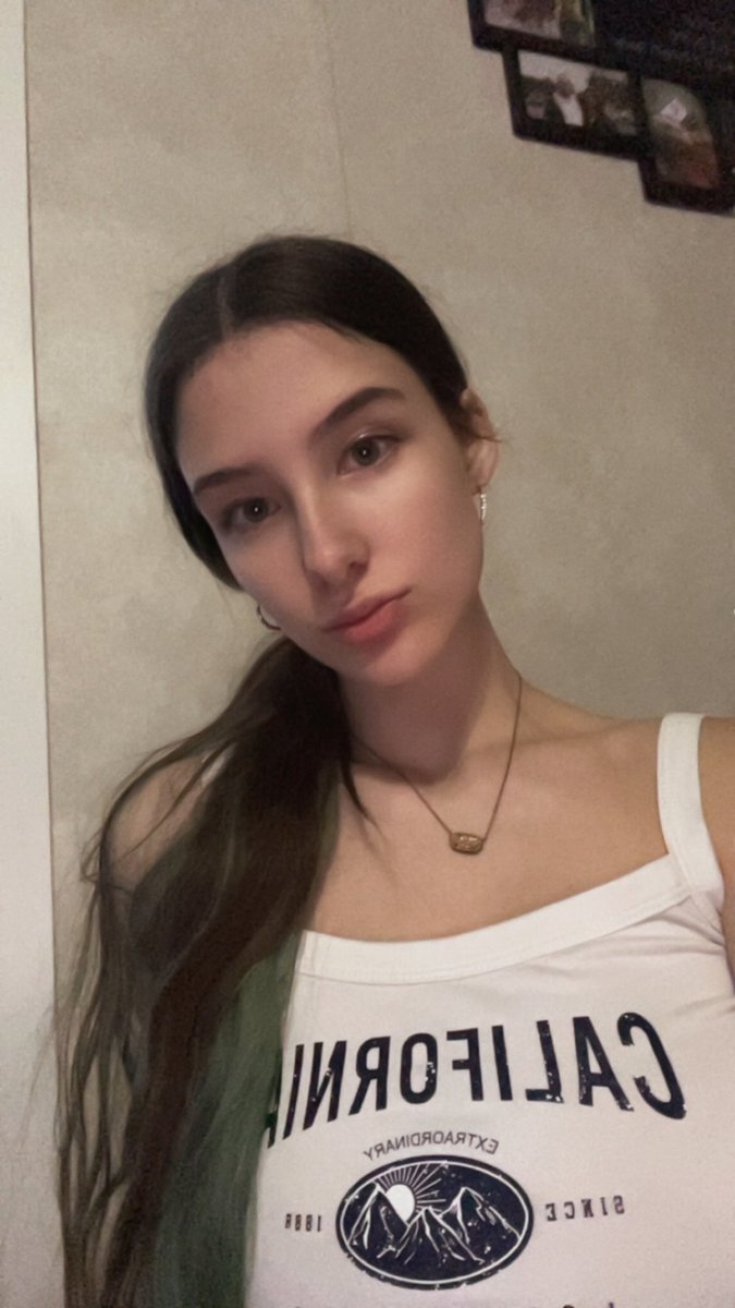 EricaBr70163023's tweet photo. long day of spending losers  disposable check all because i’m pretty🤣🤣🤣 tribute for me to have another day of spending piggies #paypig #tribute #throne #humanwallet #atm #humanatm #goddess https://t.co/b1jBbPOsDt