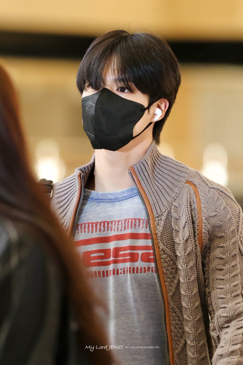 jeno_lord423's tweet photo. 261002 GMP 제노🍂
#JENO #제노 #NCTDREAM #NCT #ジェノ https://t.co/u9ZVpsnnUF