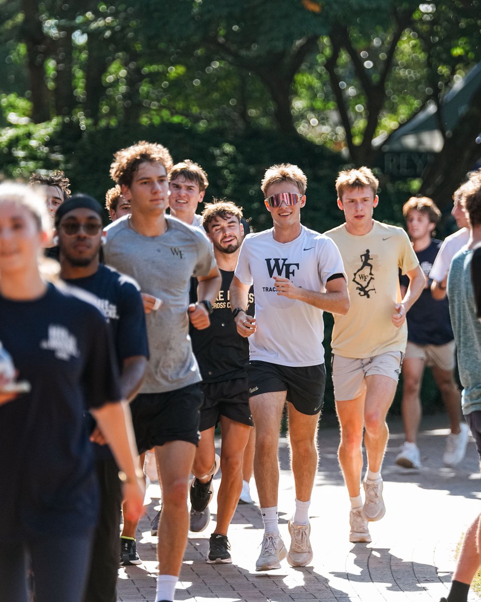 WakeTrack's tweet photo. Always love partaking in Hit the Bricks 👟

#ProHumanitate 🎩 https://t.co/VPVATq3Pvq