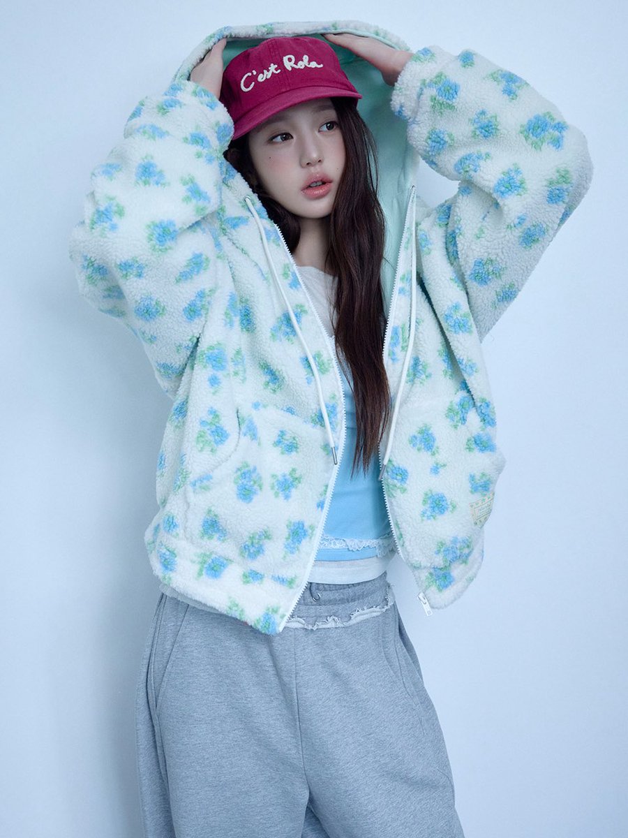 wonyoungdollz's tweet photo. Wonyoung for ròlarola https://t.co/1gsOuZ96EW