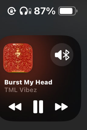 mdix323499's tweet photo. Rate this song w/your battery percentage 
Me: 87% 
@Tml_vibez https://t.co/1T6XQAWDuD