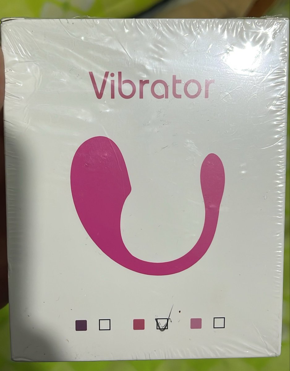 ischoclatte's tweet photo. got a new toy that works long distance and i want to try it but i don't have anyone for it:( any volunteers?

 #nsfw #nsfwtwt https://t.co/0N2stvoVup