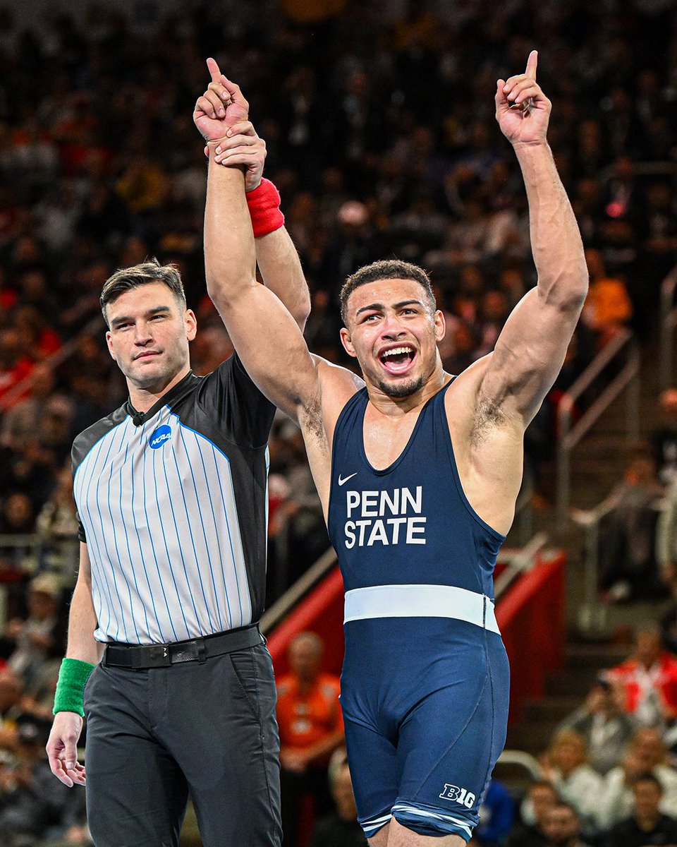 PennStateWREST's tweet photo. 🏆❌4️⃣

One of the best to ever do it in Happy Valley… for this week’s #TBT, we look back to the career of four-time champ Aaron Brooks🆎

#PSUwr https://t.co/H9jCNOaT8M
