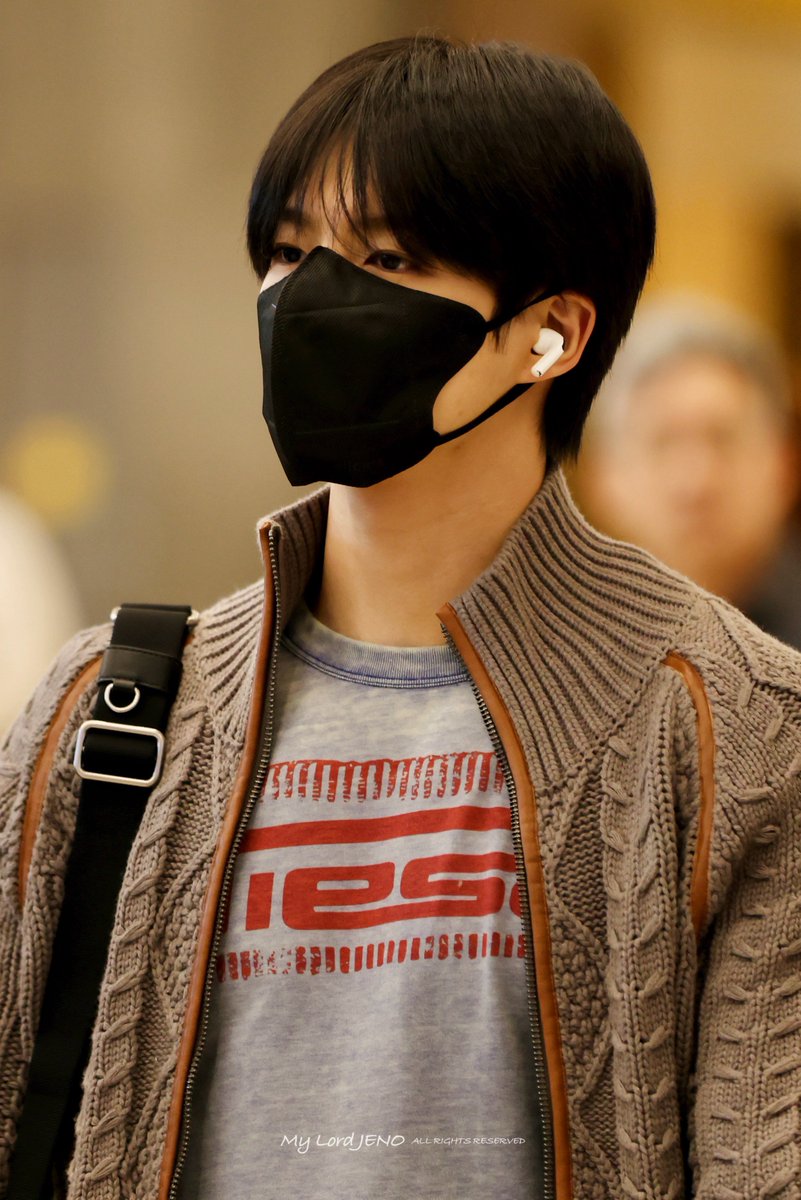 jeno_lord423's tweet photo. 261002 GMP 제노🤎🤎
#JENO #제노 #NCTDREAM #NCT #ジェノ https://t.co/i08nPvW5fU