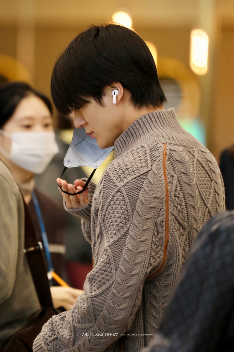 jeno_lord423's tweet photo. 261002 GMP 제노🤎🤎
#JENO #제노 #NCTDREAM #NCT #ジェノ https://t.co/i08nPvW5fU