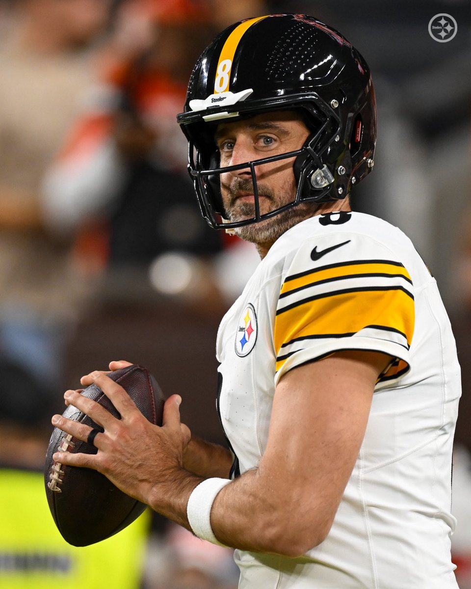 steelers's tweet photo. 8️⃣😤 https://t.co/F2JJXdpkBx