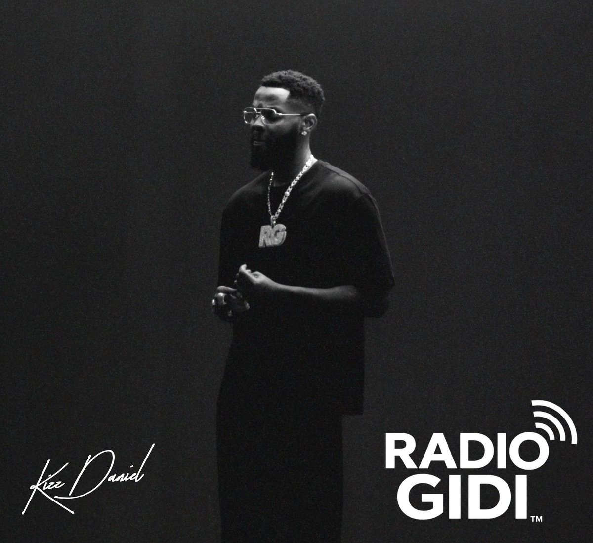 AlbumTalksHQ's tweet photo. OCTOBER 16, 2026 🗓️

FIREBOY DML — ZUKO! 
KIZZ DANIEL — RADIO GIDI
BLAQBONEZ — 4TH PRIME

WE'RE GOING TO HAVE SO MUCH FUN 🤩🍝 https://t.co/cEIhmI4S5e