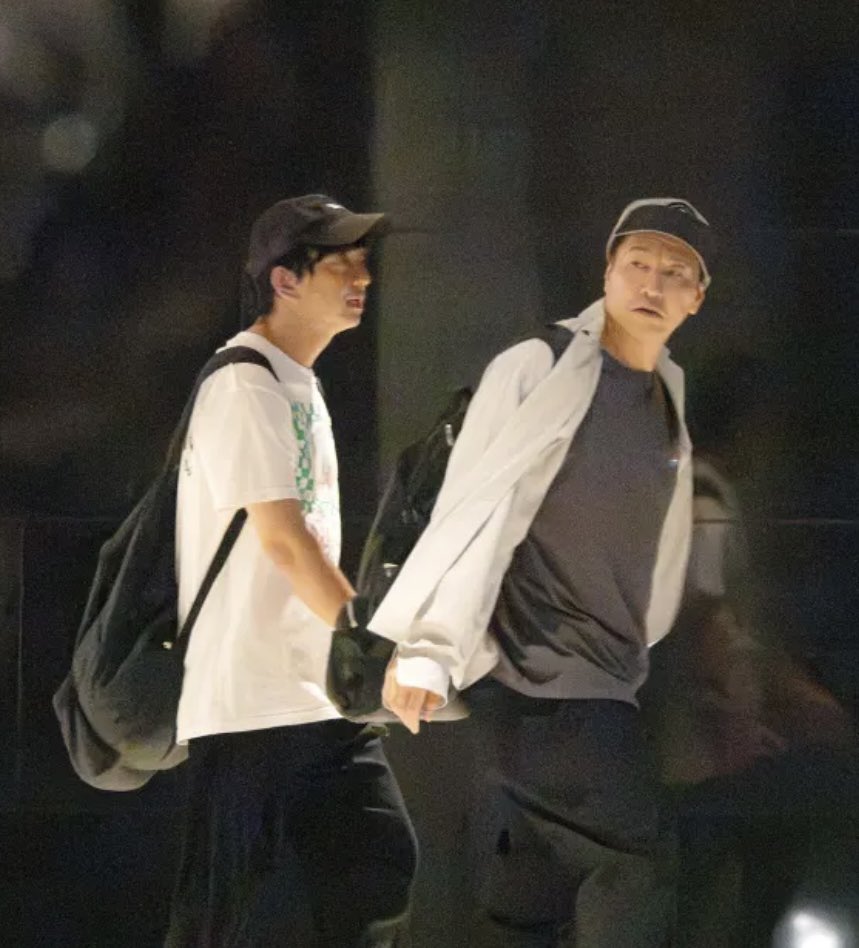 owaraiiisuki's tweet photo. 向井くんの浮気現場撮られてる笑笑 https://t.co/2ZqbmokiCj