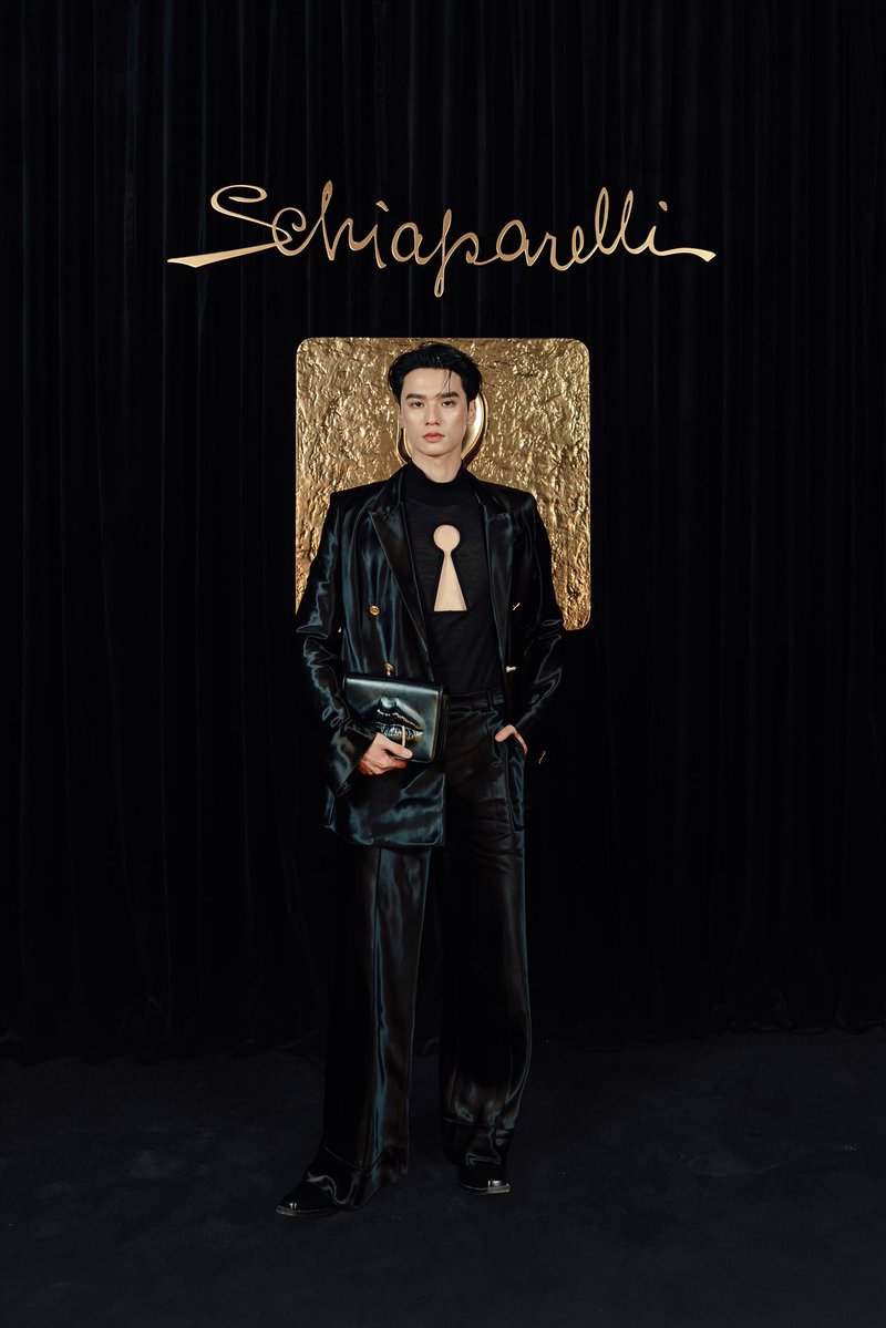 TheVentureMGMT's tweet photo. In partnership with @DomundiTV , @harit_keng and @nampingnapat attend @Schiaparelli Spring/Summer 2027 show during Paris Fashion Week, marking their couple debut with the house in Paris. #bookedbytheventure https://t.co/rgu3WCDcbp