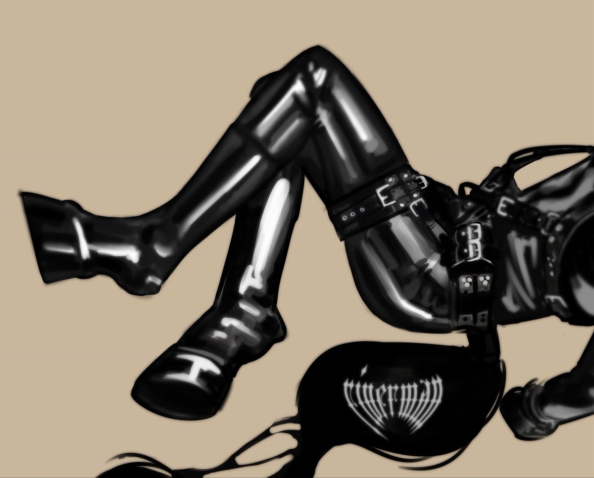 RIVERRMAN's tweet photo. Horsey!! 
#LATEX https://t.co/6FLm14pvon