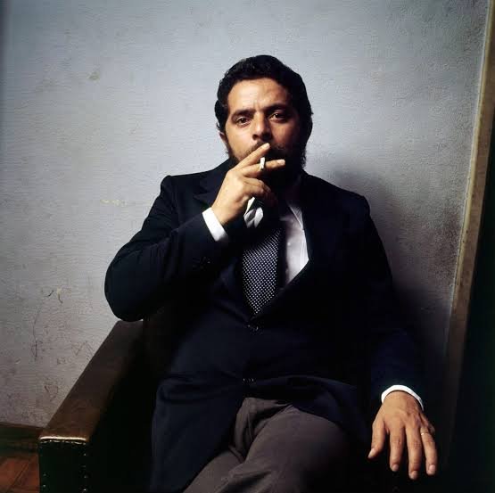 amorimbaiano's tweet photo. luiz Inácio lula da silva destruiu toda a arapuca que a globo armou pra ele e no fim vai ser o único candidato que o povo vai assistir e ouvir no dia de hoje 

jamais comparem ele com qualquer um desses vermes minúsculos ele colocou todos dentro de um bolso em um dia só https://t.co/tWS3o46yUh