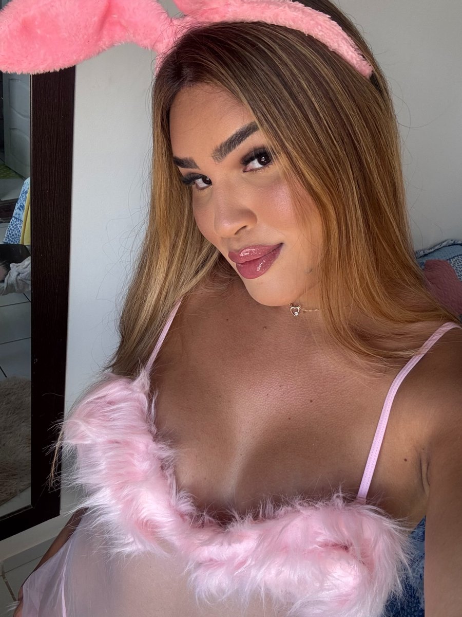TSCristinee's tweet photo. no thoughts just vibes and a little trouble

✨https://t.co/bJ3NxknIiI

#transgirl #tgirl #shemale https://t.co/P6idtkvHLo