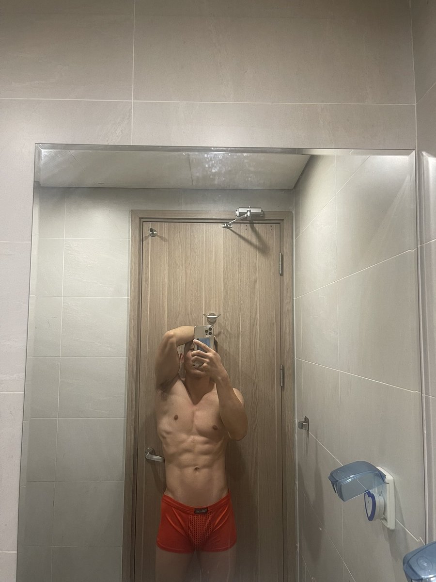 Muicodai9x's tweet photo. Mong ngày mới cả nhà đều rực rỡ
chào mùng 2 đầu tháng
Nghe nói sgon mưa ngập quá mấy nữa em vào quận 9 công việc hay quận nào trung tâm hơn ạ https://t.co/rXIzMLax1R